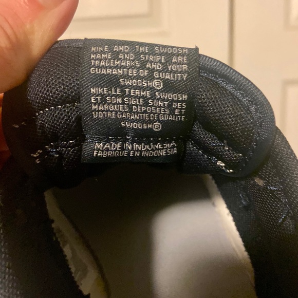 Nike Dunk low- Midnight Navy/ Gray (Georgetown) - Picture 10 of 16